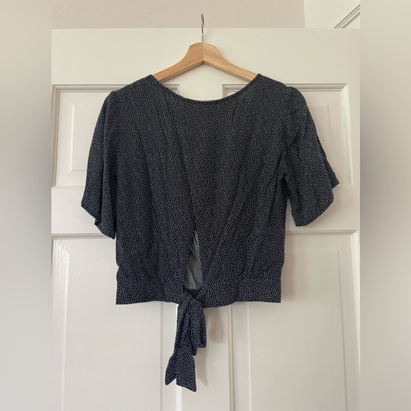 Open back wrap top from Abercrombie - Picture 2 of 5